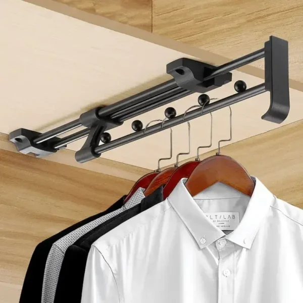 Garde-robe télescopique extensible noire avec rail à cintres